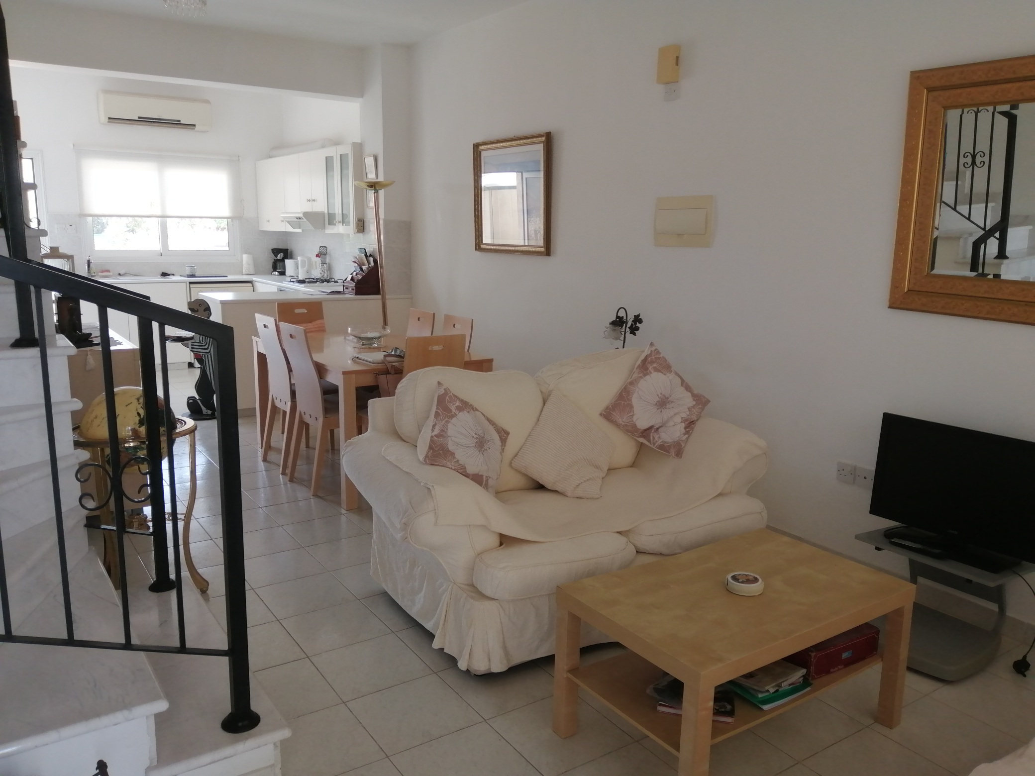 3 bedroom town- house in Pyla