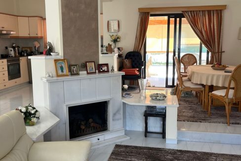 WhatsApp Image 2025-11-06 at 10.02.43 AM (1)