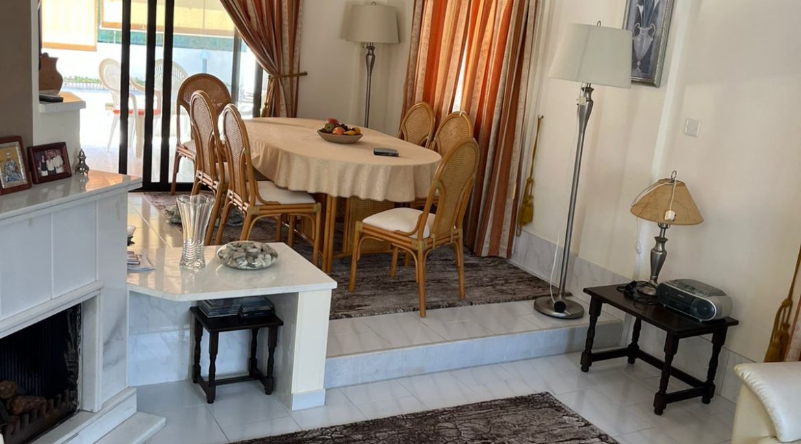 WhatsApp Image 2025-11-06 at 10.02.43 AM (2)