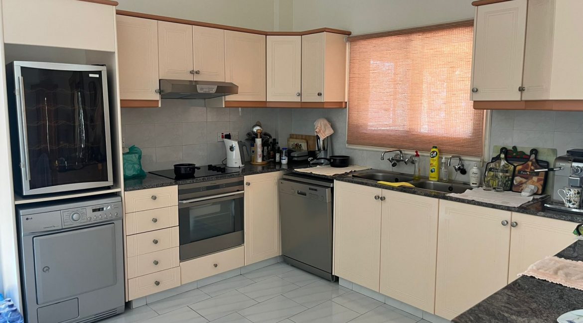 WhatsApp Image 2025-11-06 at 10.02.45 AM