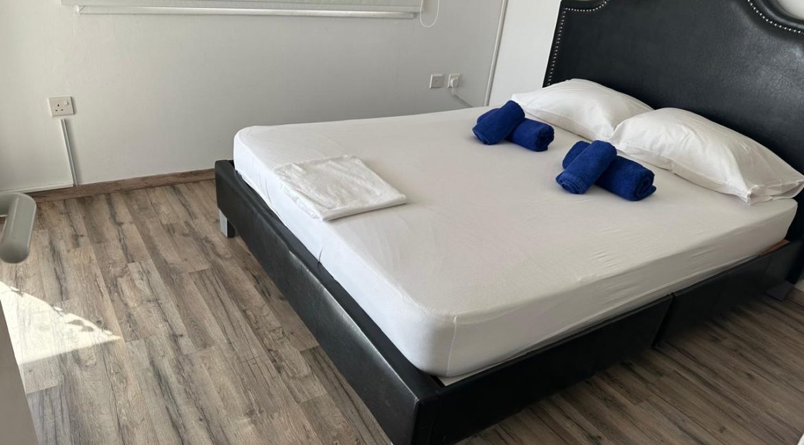 WhatsApp Image 2025-11-13 at 10.45.14 AM (1)